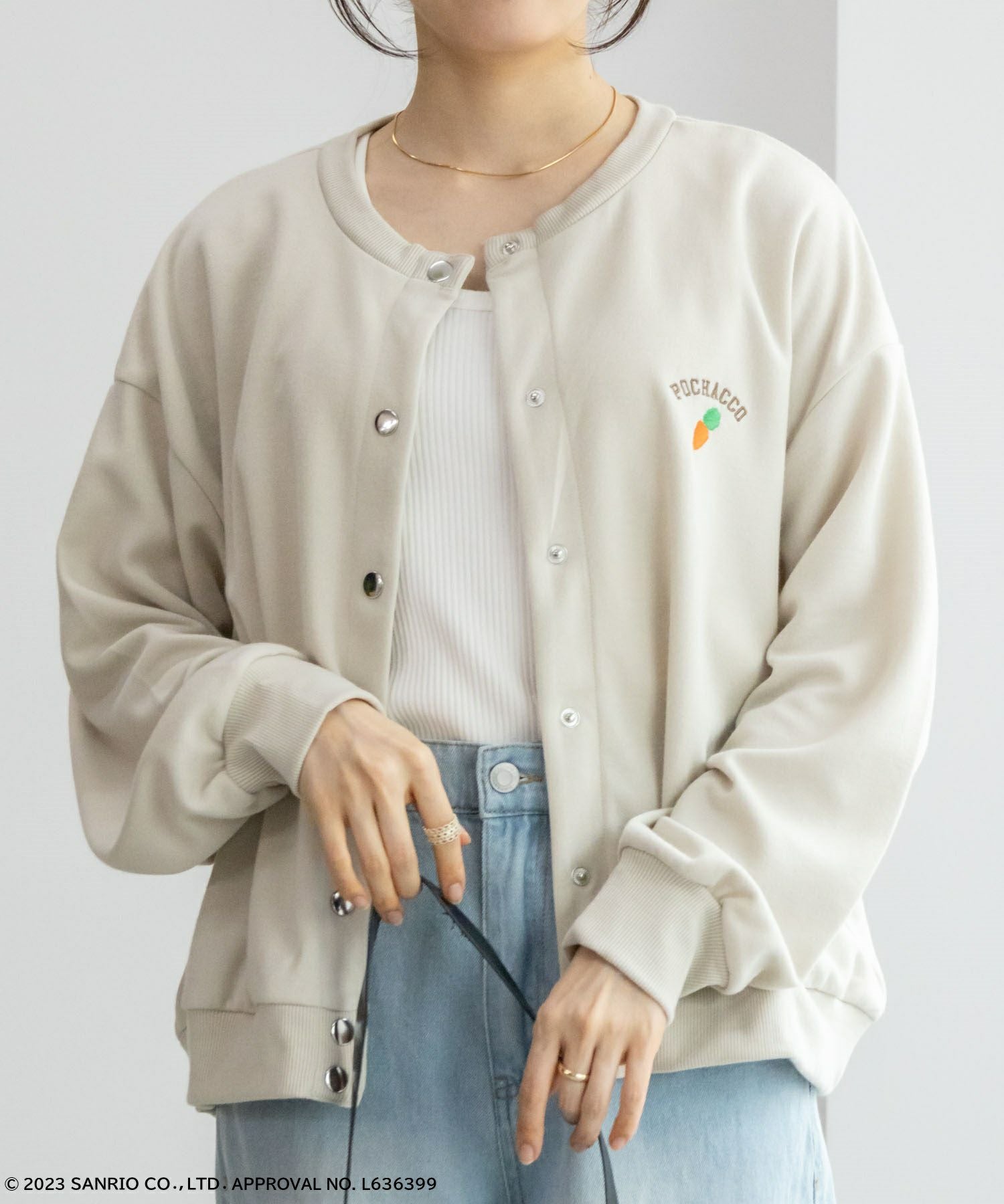 [Special price★Limited coupon discount until 9:59 on 3/11] Sanrio Characters Pochacco Cardigan Women's Print Logo Top One Point Embroidered Character Button Crew Neck Haori