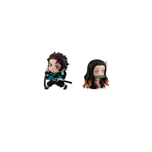 Demon Slayer: Kimetsu no Yaiba ADVERGE MOTION 2 types (Kamado Tanjiro and Kamado Nezuko) Bandai Candy Toy Candy Toy