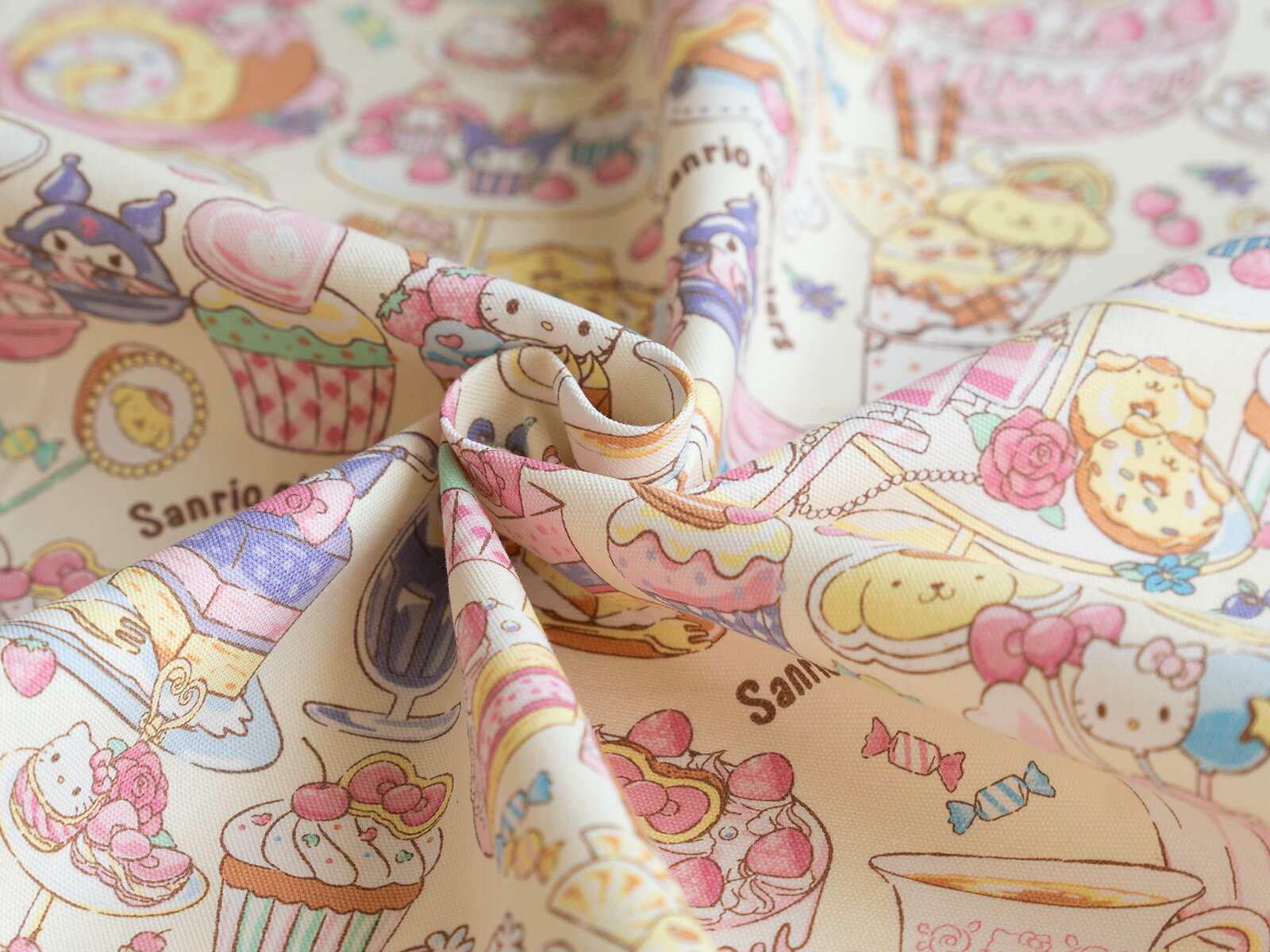 Sanrio Characters Fabric Sweets Paradise Oxford [30cm or more 10cm increments] Approximately 110cm wide, 100% cotton, Sanrio Character Kitty My Melody Kuromi Pom Pom Purin Cinnamoroll Fall 2024 �