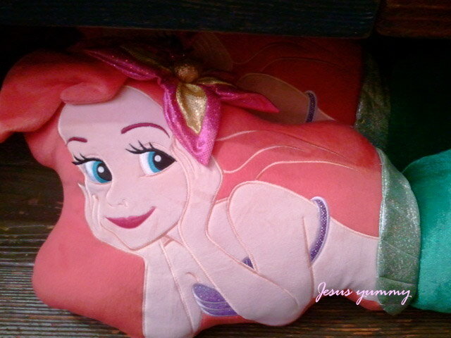 [Tokyo Disney Sea Limited] Ariel body pillow♪ pillow Ariel Disney Sea Limited Body pillow cushion Tokyo Disney Resort [DISNEY] [No gift wrapping available]