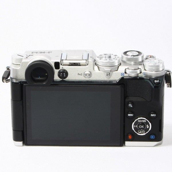 [Used] Olympus OLYMPUS Pen-F body, beautiful condition, with flash strap