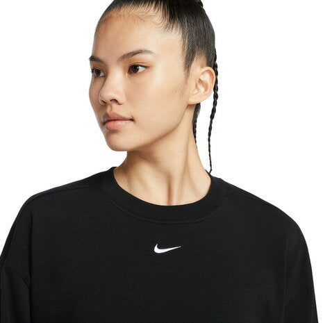 [Entra en directo para conseguir hasta 10x puntos] Camiseta Nike (mujer), manga corta, negra, algodón, básica DX7911-010