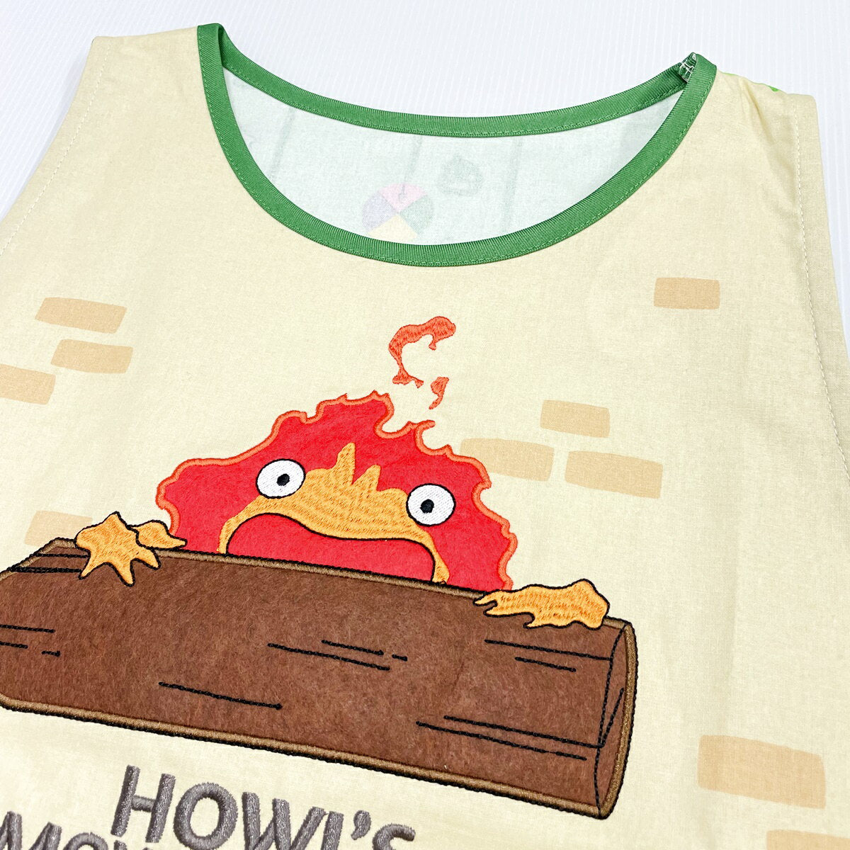 Apron Studio Ghibli Howl's Moving Castle Inside the Castle Calcifer Hin Green Tabird Style Side Button One Size Character Childcare Worker Mom Nursery School