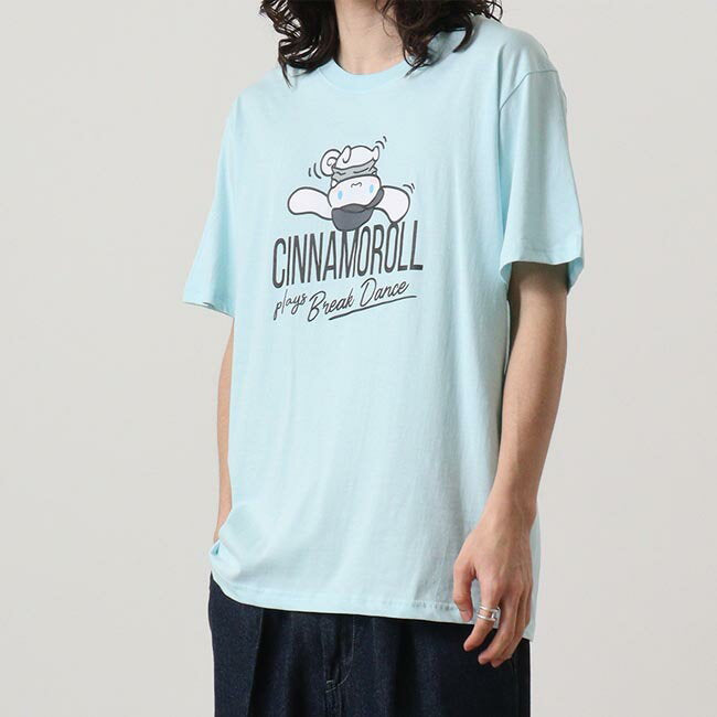 Camiseta de manga corta con estampado de personajes de Sanrio de Cinnamoroll