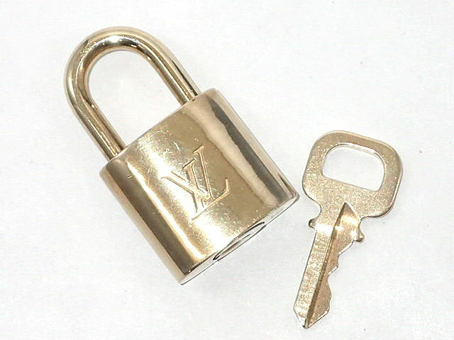 ★[Free shipping by mail] [10x points] LOUIS VUITTON Padlock Padlock 1 key Shiny [Used] Ladies