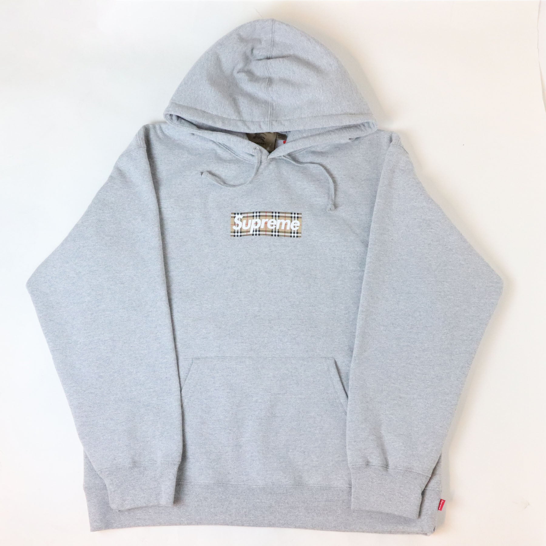 Sudadera con capucha con logo en forma de caja Supreme × Burberry / Sudadera con capucha con logo en forma de caja Supreme × Burberry 2022SS / Sudadera con capucha con logo en forma de caja gris / Gris Genuino Nuevo y usado [Usado]