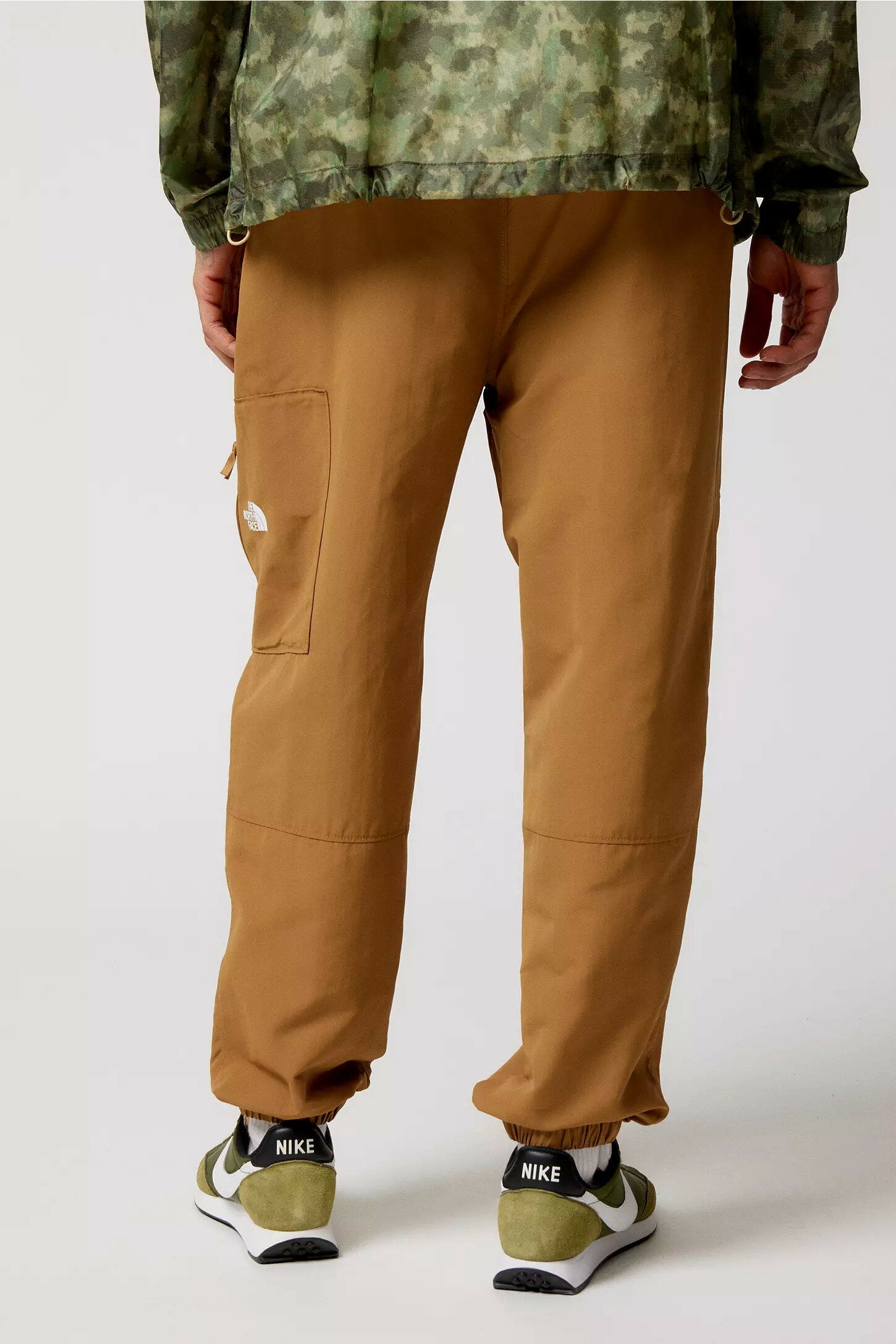 The North Face Nylon Easy Pants (NYLON EASY PANT) Men's (ALMOND BUTTER) New EU/USA Model 2024 Fall/Winter