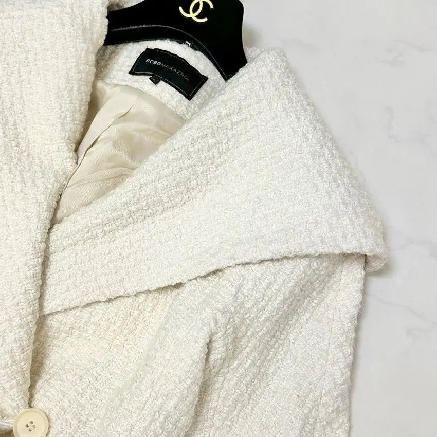 Superb condition ✨ BCBG MAXAZRIA Hooded Coat Waffle Fabric Belt White