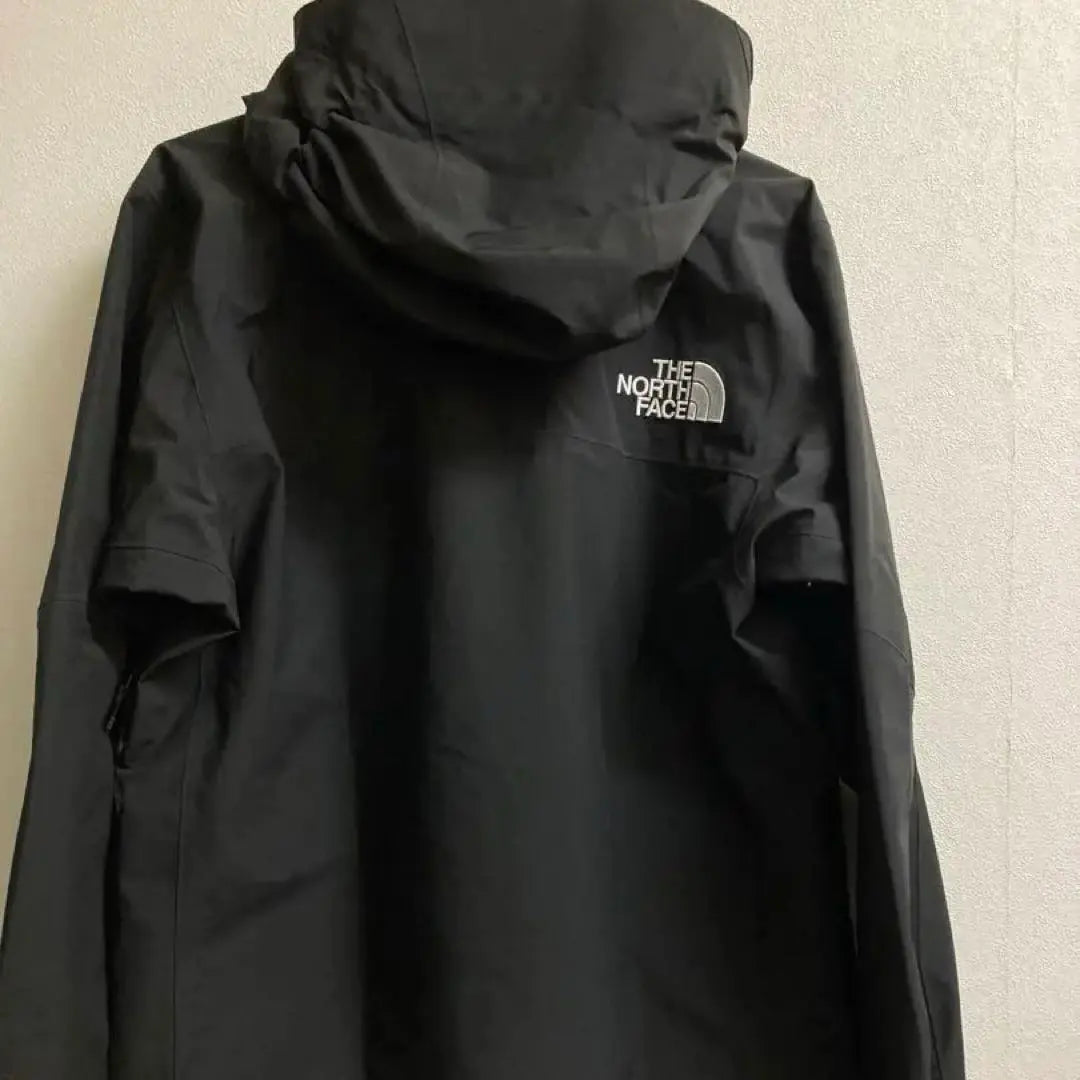 THE NORTH FACE Mountain Jacket Black M Size NP 61800