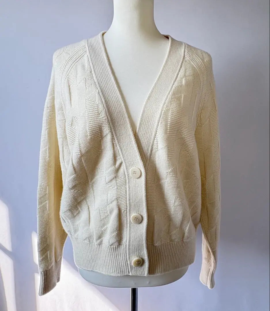 Genuine hermes H cardigan white short length