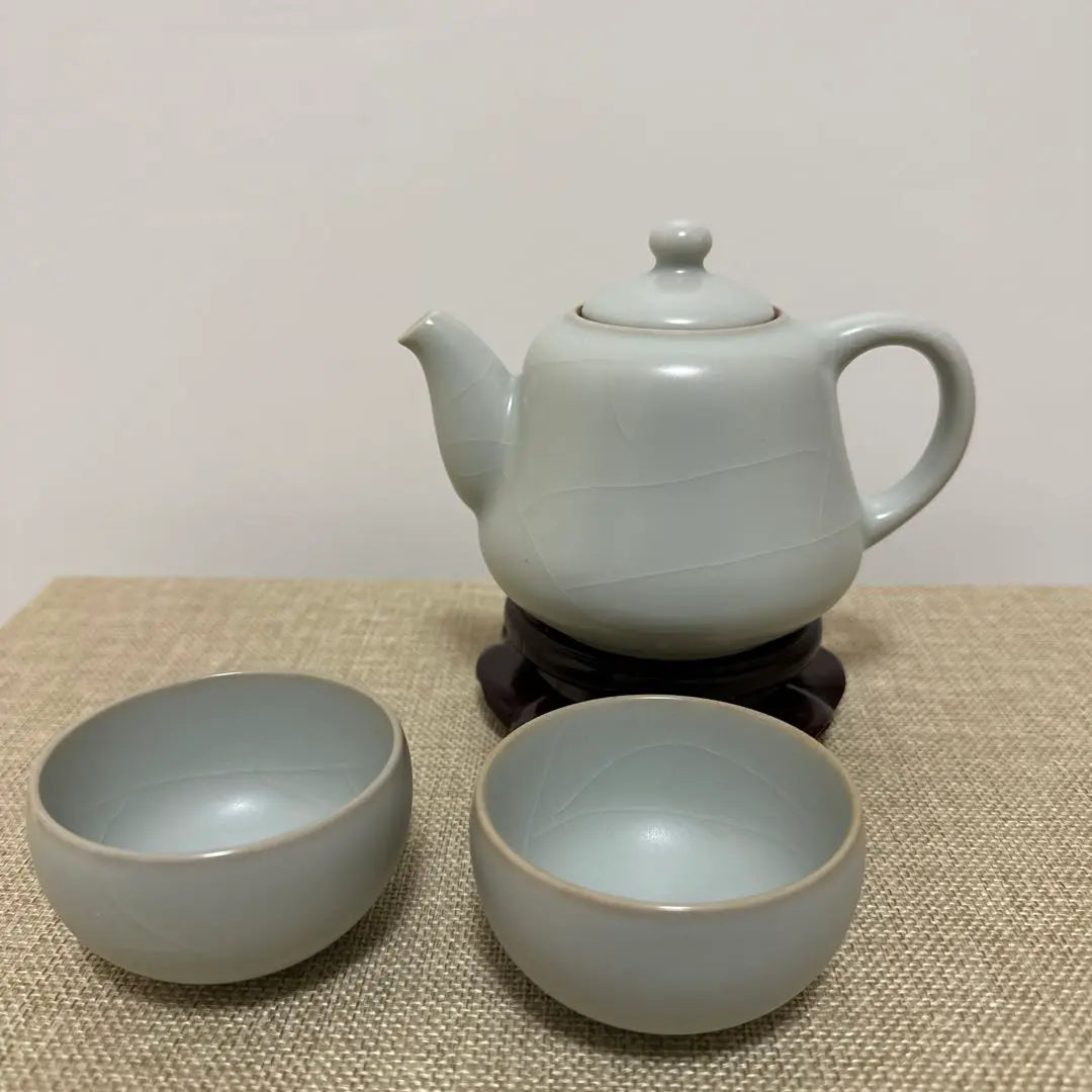 Horno Kafang, 4 hornos, 100 hornos, utensilios de té, utensilios de té chinos, Taiwán, artículos Kutani, artículos Soma, artículos Heian, artículos Kyo | 曉芳窯,汝窯,唐木台4点,茶器,中国茶器,台湾,九谷焼,相馬焼,平安,京焼.