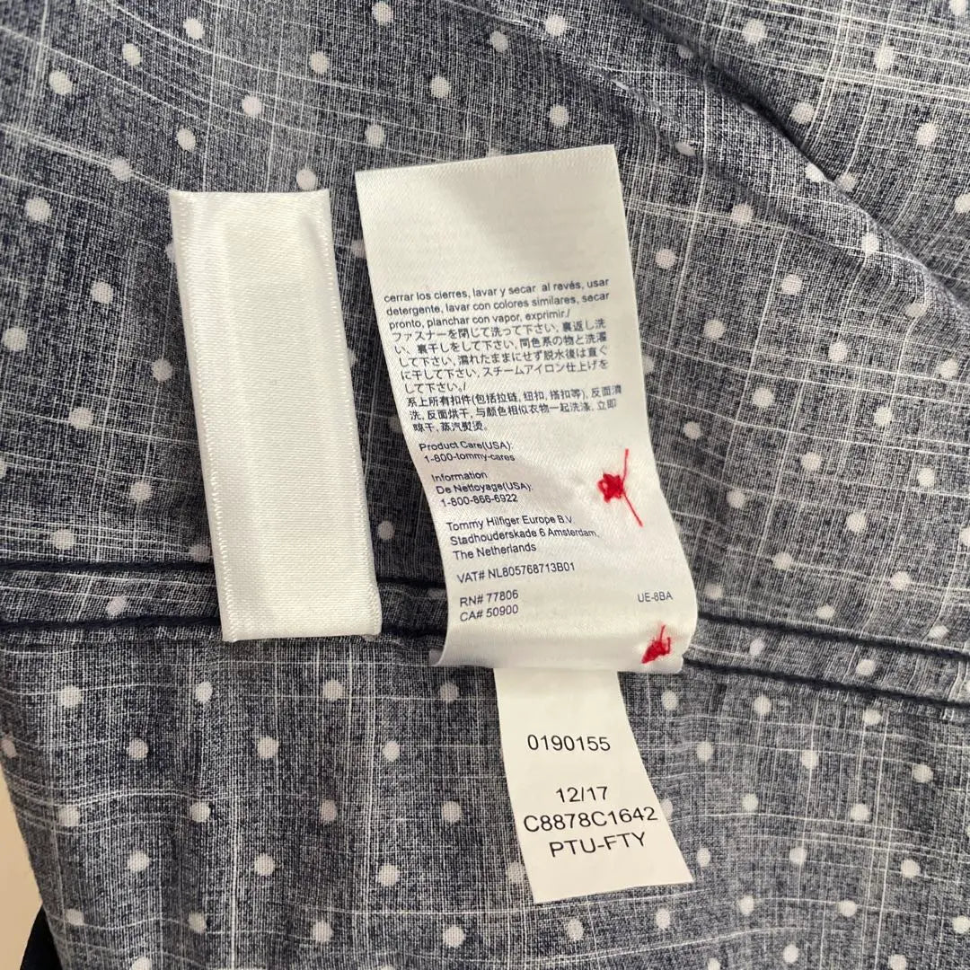 ★Nueva★ Camisa de manga corta con estampado de lunares azul marino de Tommy Philhyger