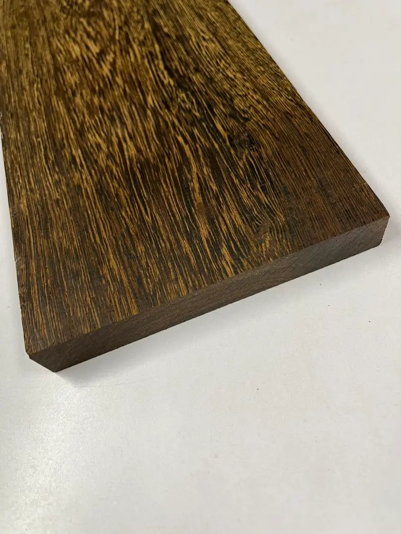 Material de tablero sólido de madera de espada de hierro (Tagayasan)