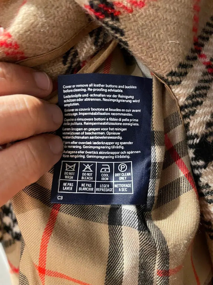 48 Abrigo Balmacan de lana Burberry de los años 80