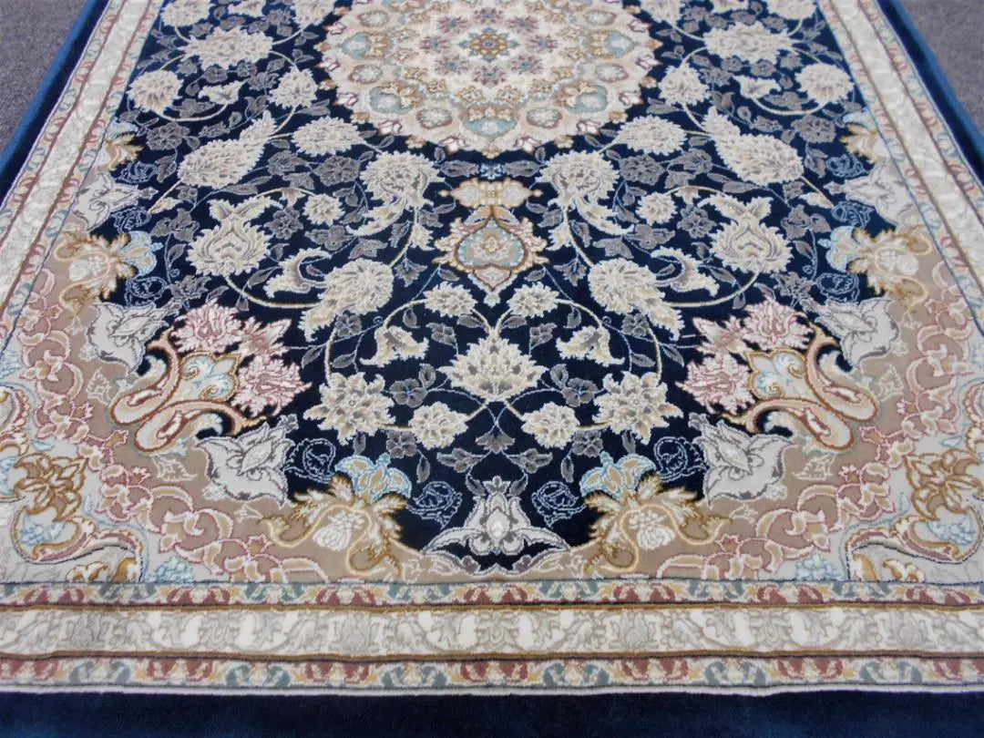 Restock! 2.25 million knots, ultra -high density weave! Iranian carpet 60 × 90cm -201801 | 再入荷！225万ノット、超高密度織！イラン産絨毯 60×90cm‐201801