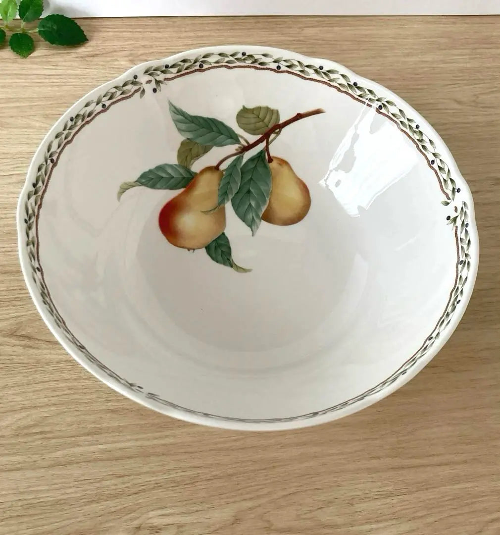 Noritake Royal Orchard 22cm Salad Bowl