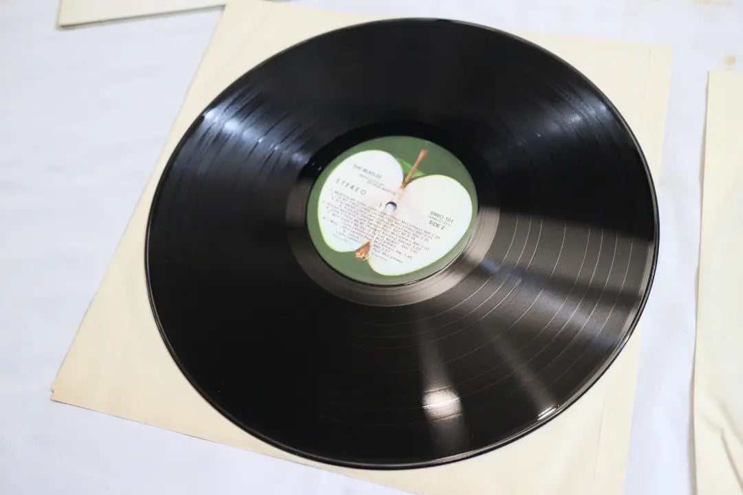 [LP Records] The Beatles White Album SWBO-101