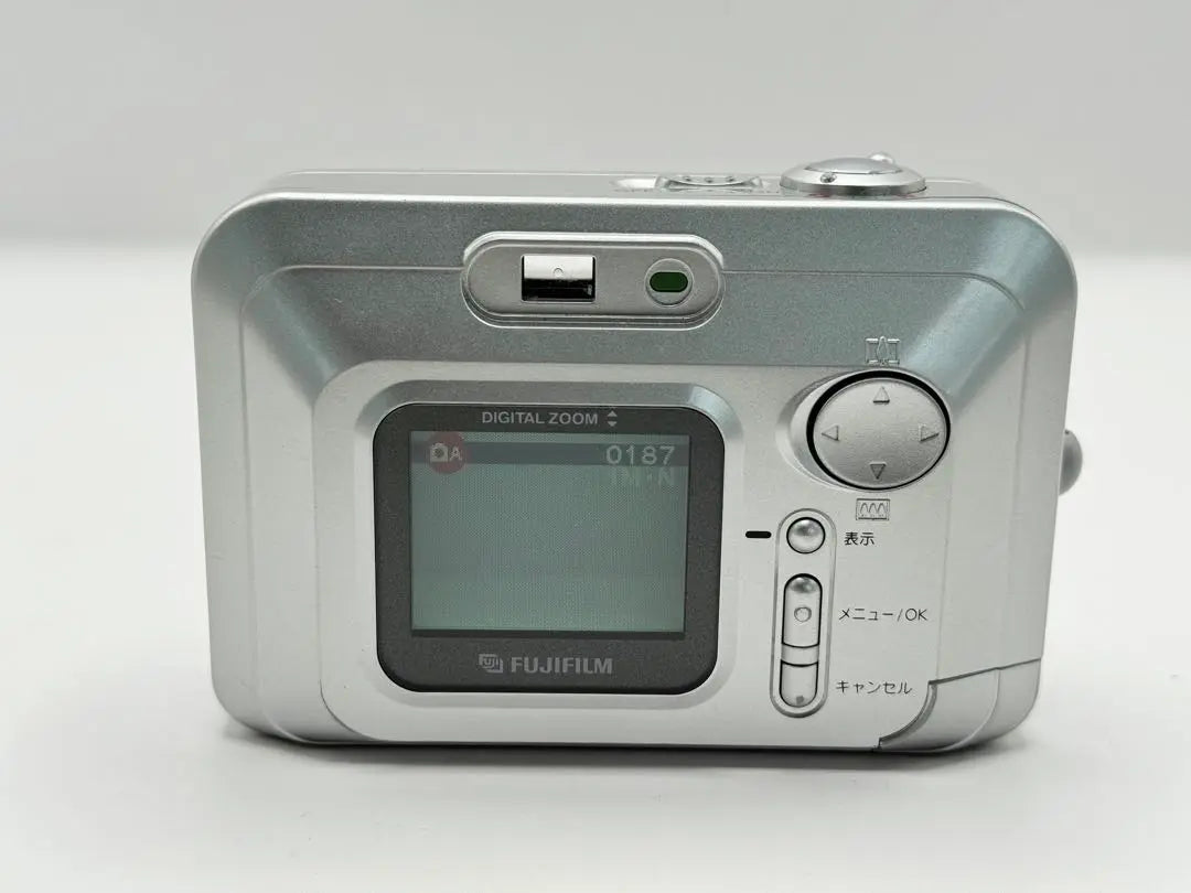 Fujifilm FinePix A201 Old Compact Digital AA Battery Operation