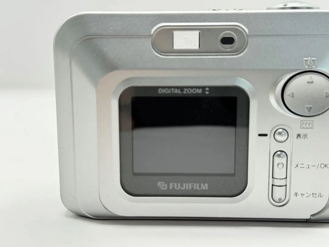 Fujifilm FinePix A201 Old Compact Digital AA Battery Operation