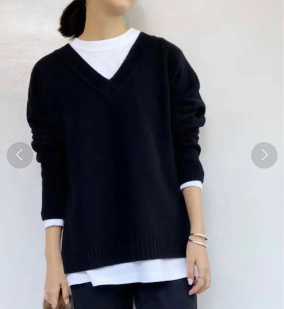 plage Super Fine Wool Cashmere V-neck Pullover