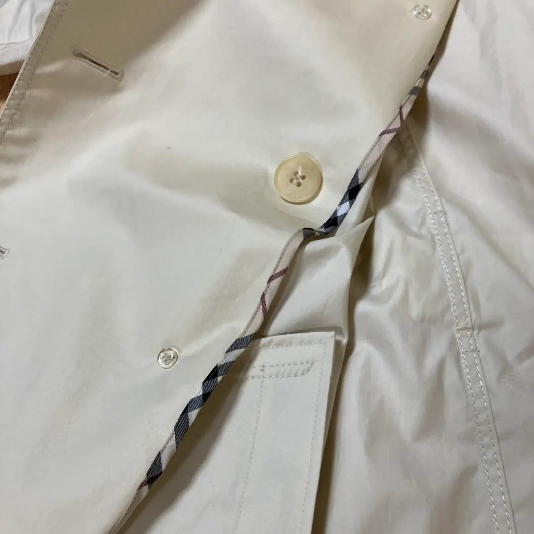 Burberry 38 Size Cream Double Breast Trench Court | バーバリー　38サイズ　クリーム色 ダブルブレスト トレンチコート