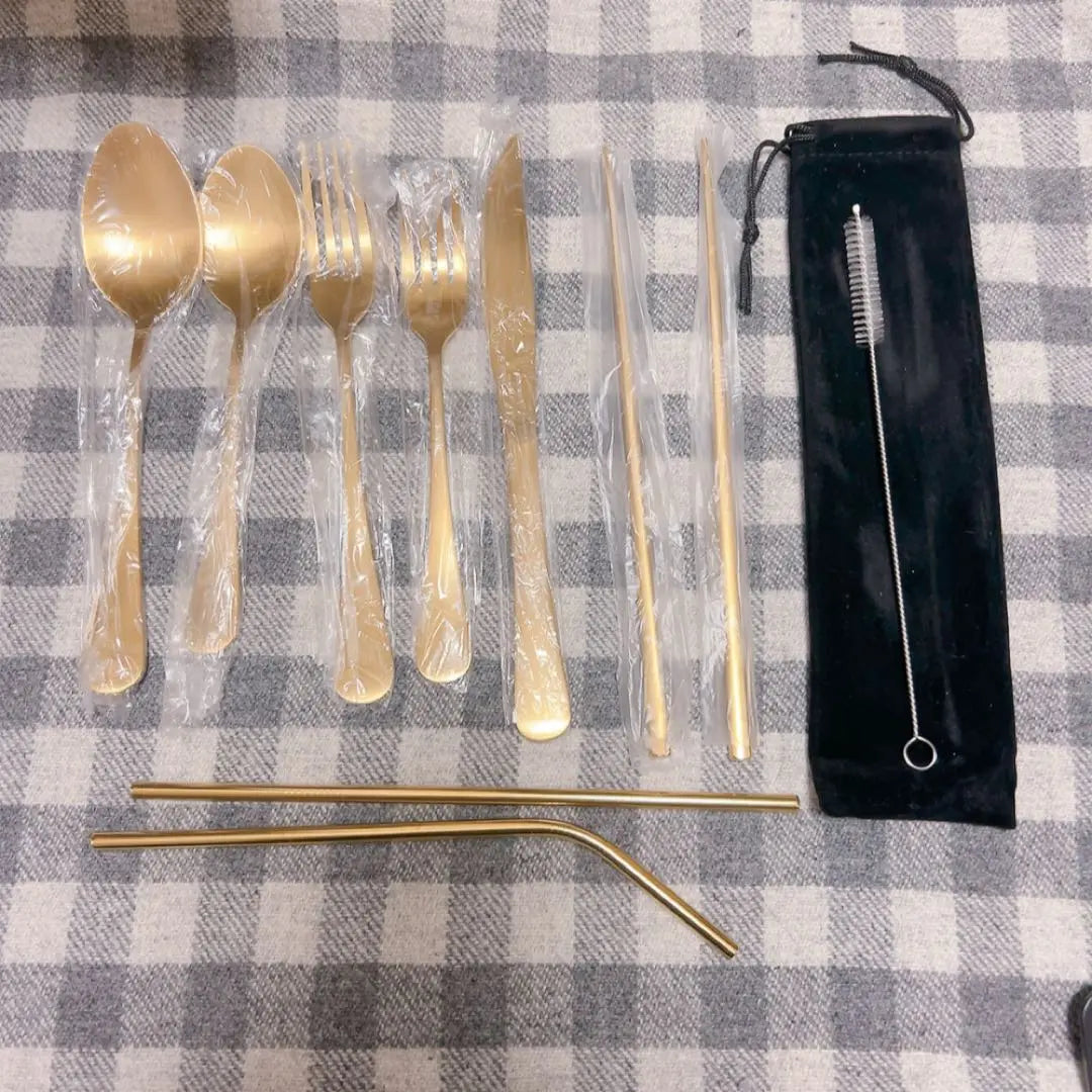 Gold Cutlery Set with Cleaning Brush