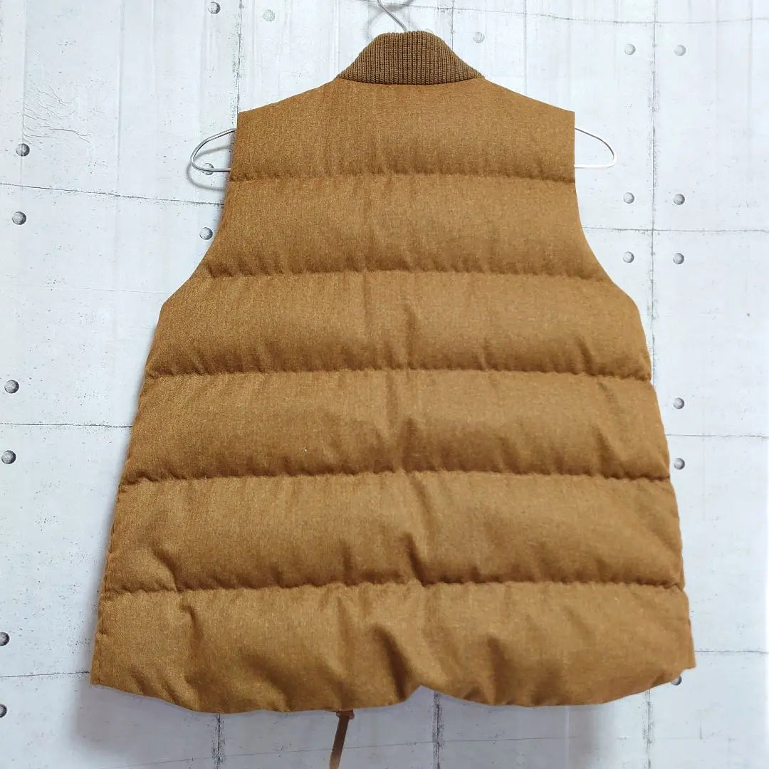 Good condition 90s CLASSICS VAN JAC down vest brown patch