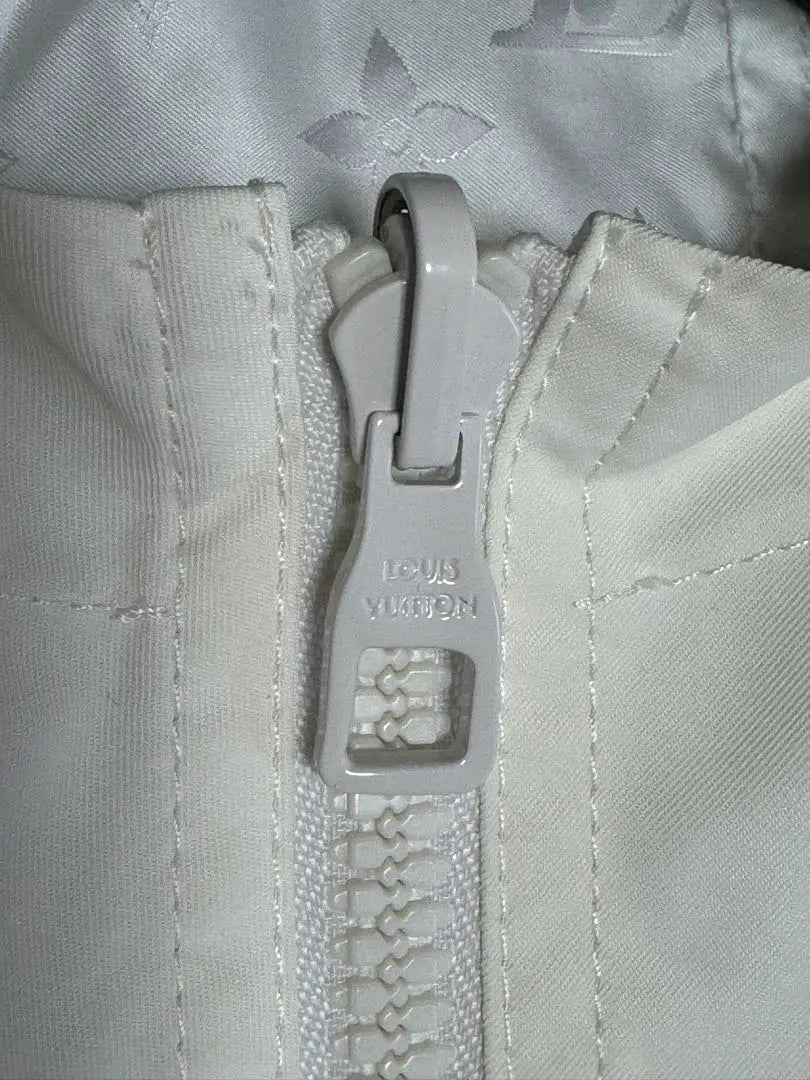 Excellent condition Louis Vuitton double-sided nylon jacket Monogram Men's 50 White