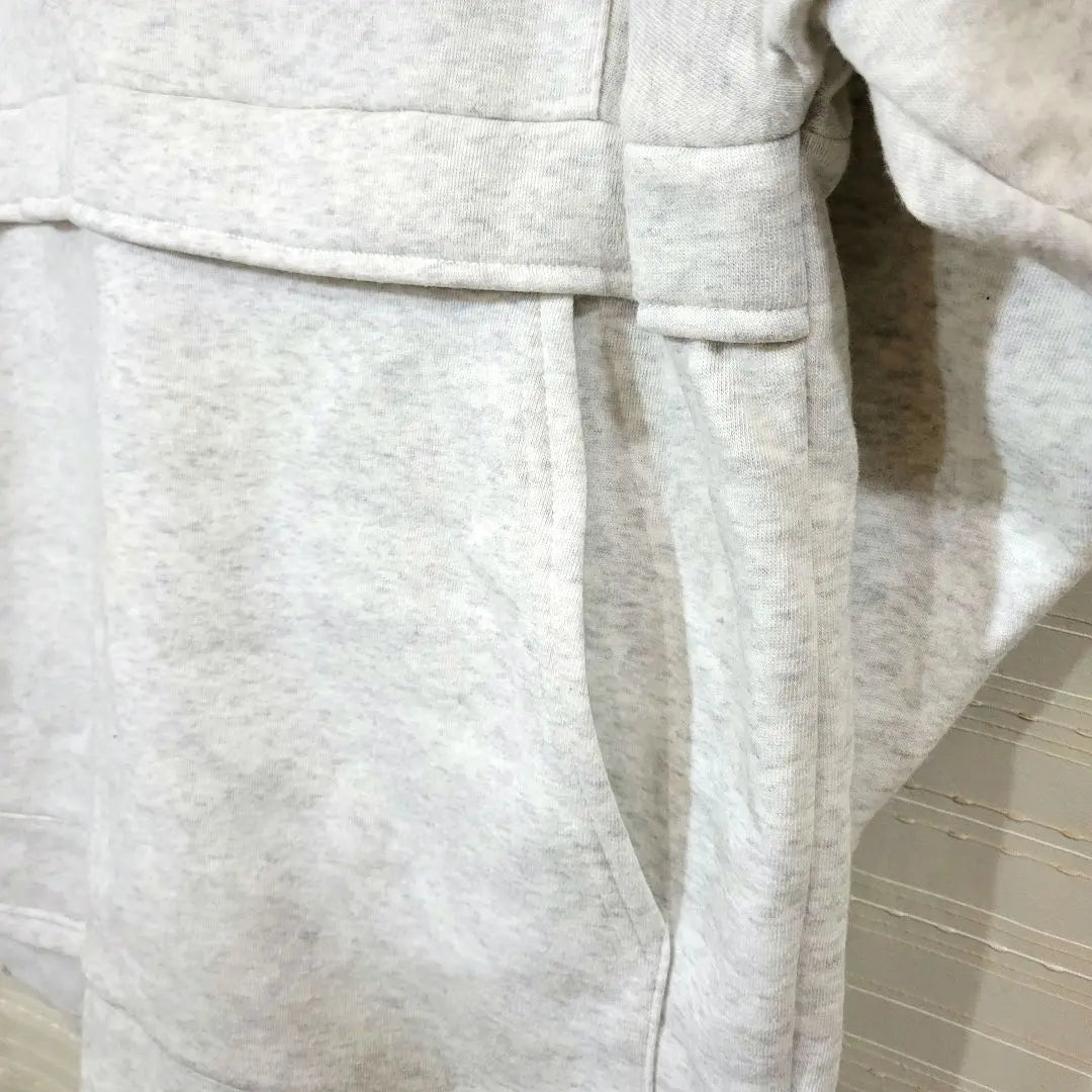 Hooded hoodie, white