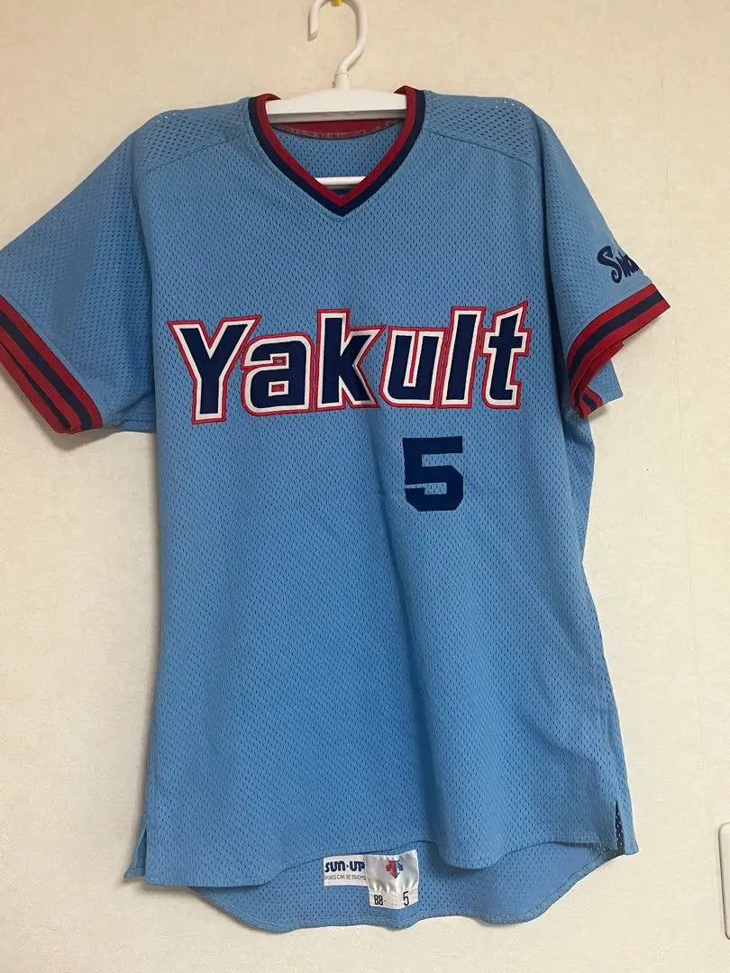 Formerly autographed Tokyo Yakult Swallows Hakushi Fujio Actual use uniform up and down