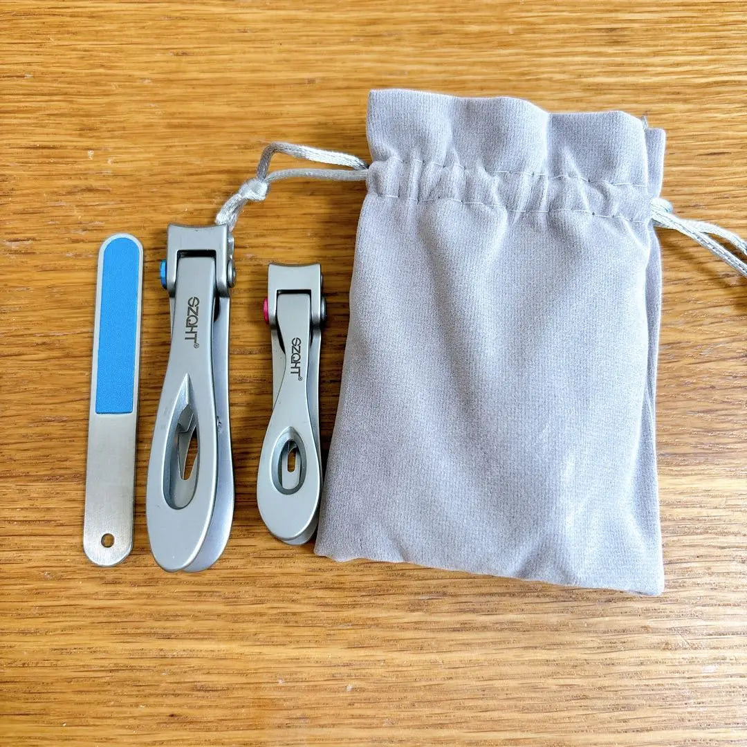 ⭐️Set of 3⭐️Neck clippers, nail file, nail polish set, nail cutter, pouch included