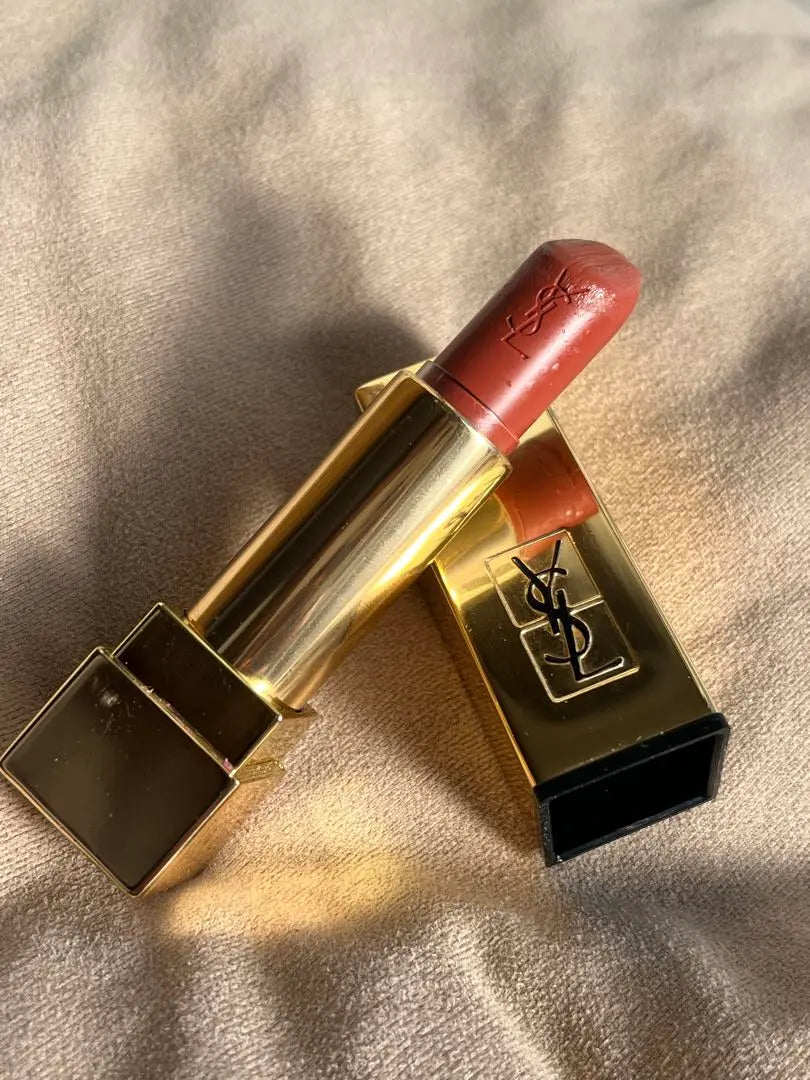 YSL Lipstick Model 140 Natural Beige