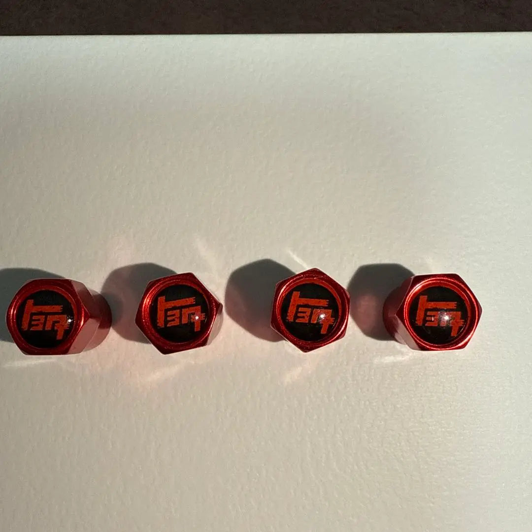 Toyota Style Red Valve Cap Set of 4 | トヨタ風　レッド バルブキャップ 4個セット