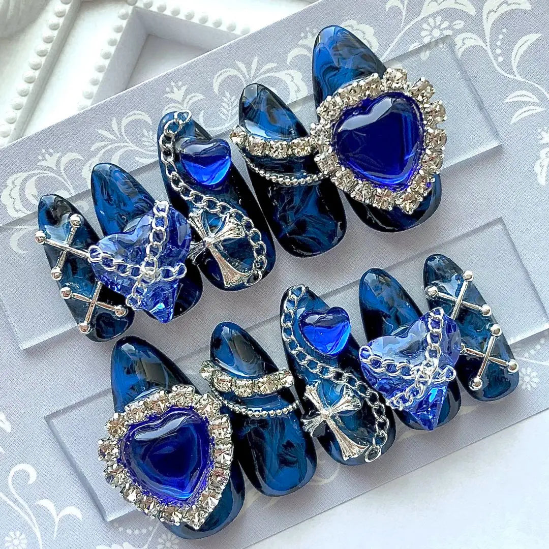 Nail tip mass produced mine subculture black blue heart cross earrings