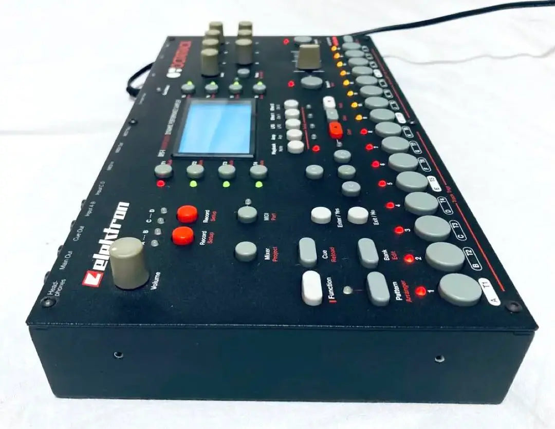 Elektron Octatrack DPS-1 mk1 Buen funcionamiento, descontinuado