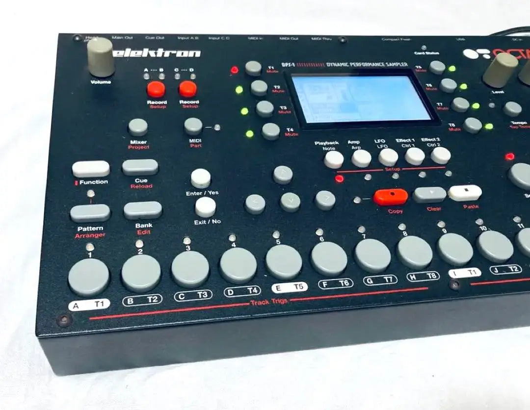 Elektron Octatrack DPS-1 mk1 Buen funcionamiento, descontinuado