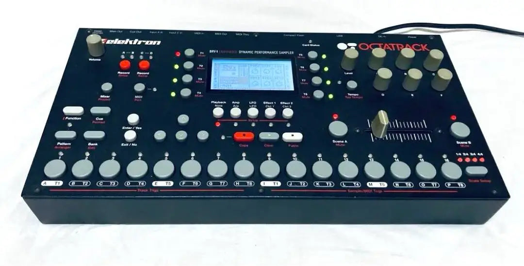 Elektron Octatrack DPS-1 mk1 Buen funcionamiento, descontinuado