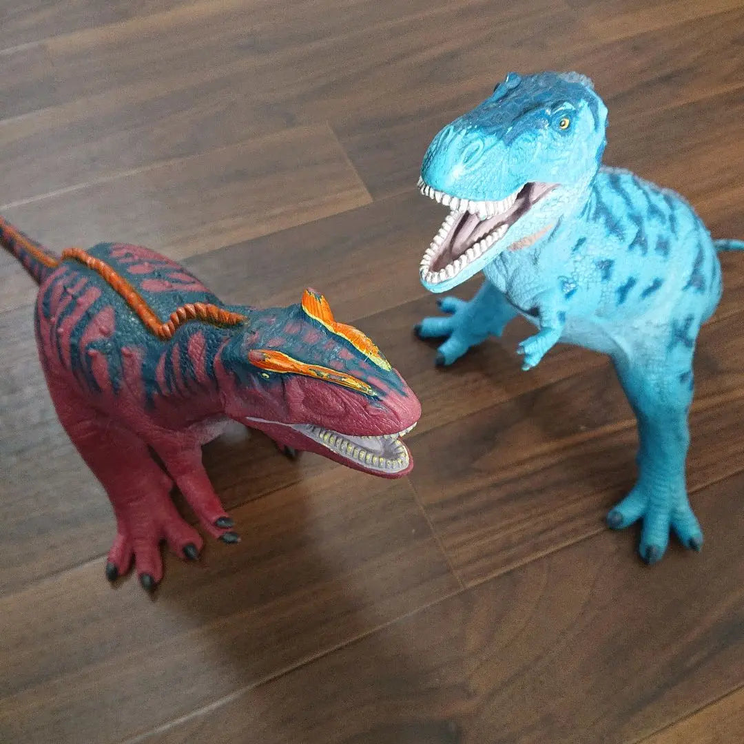 Fevalite Tarbosaurus and Allosaurus 2-piece set