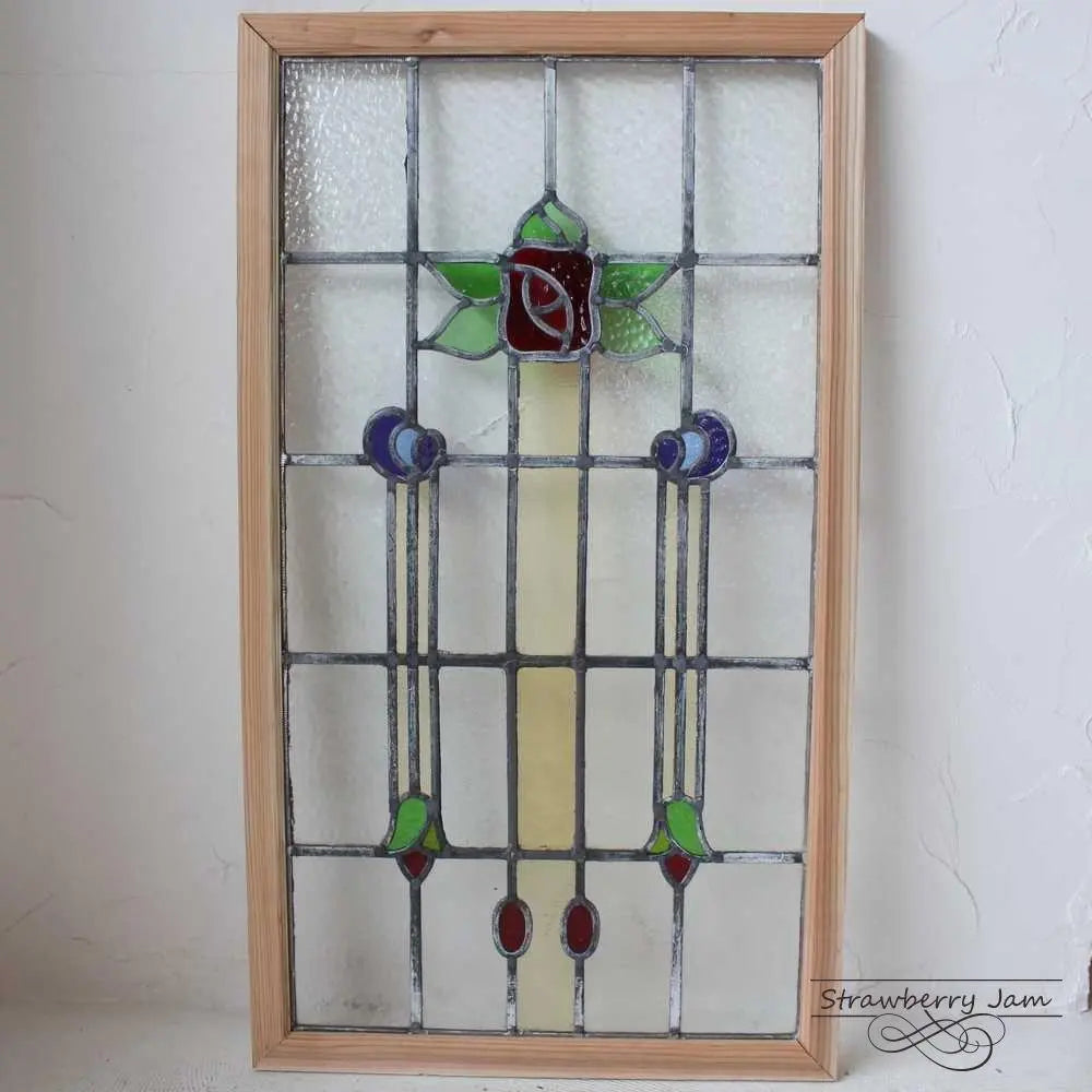 L3306-139 British antique stained glass stained window frame UK