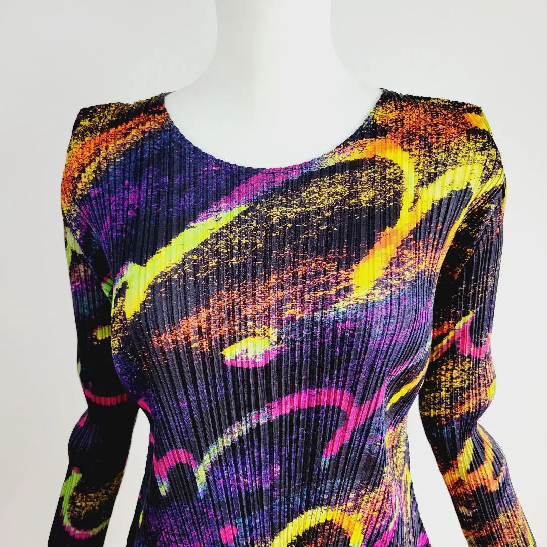 Superb condition Pleats Please JUMP&TURN Rhythmic Neon Flare Tunic