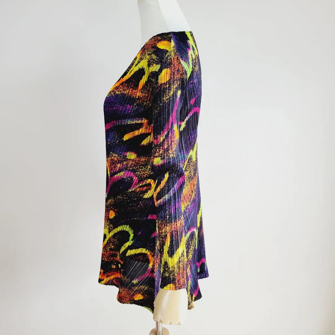 Superb condition Pleats Please JUMP&TURN Rhythmic Neon Flare Tunic