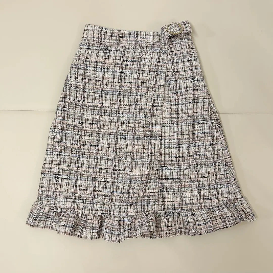 [New and unused] millebonheur Swarovski buckle tweed skirt