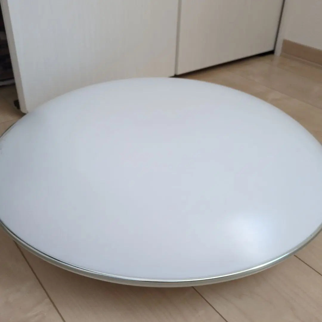 White circular ceiling light