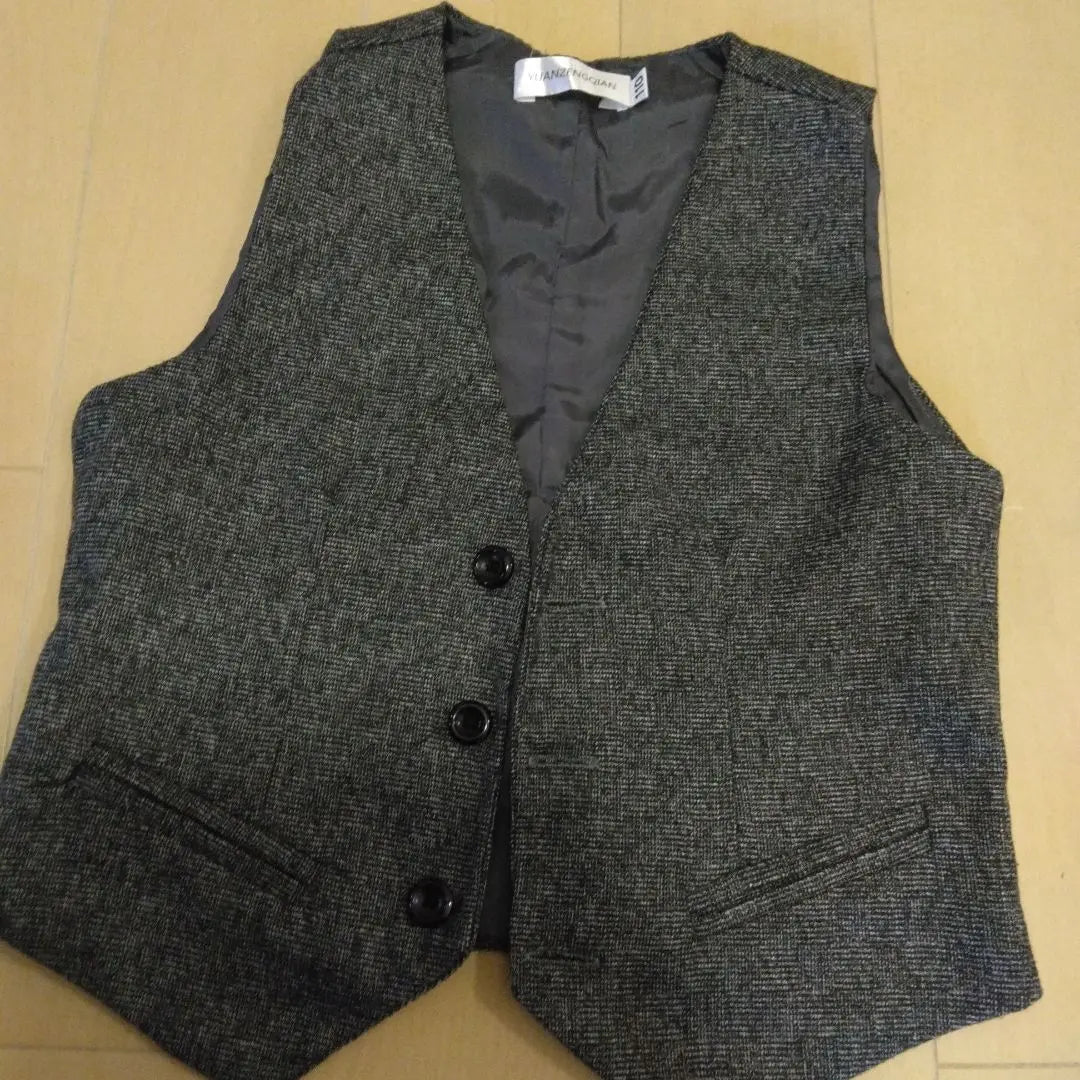 Autumn / winter 110 boys' suit vest!