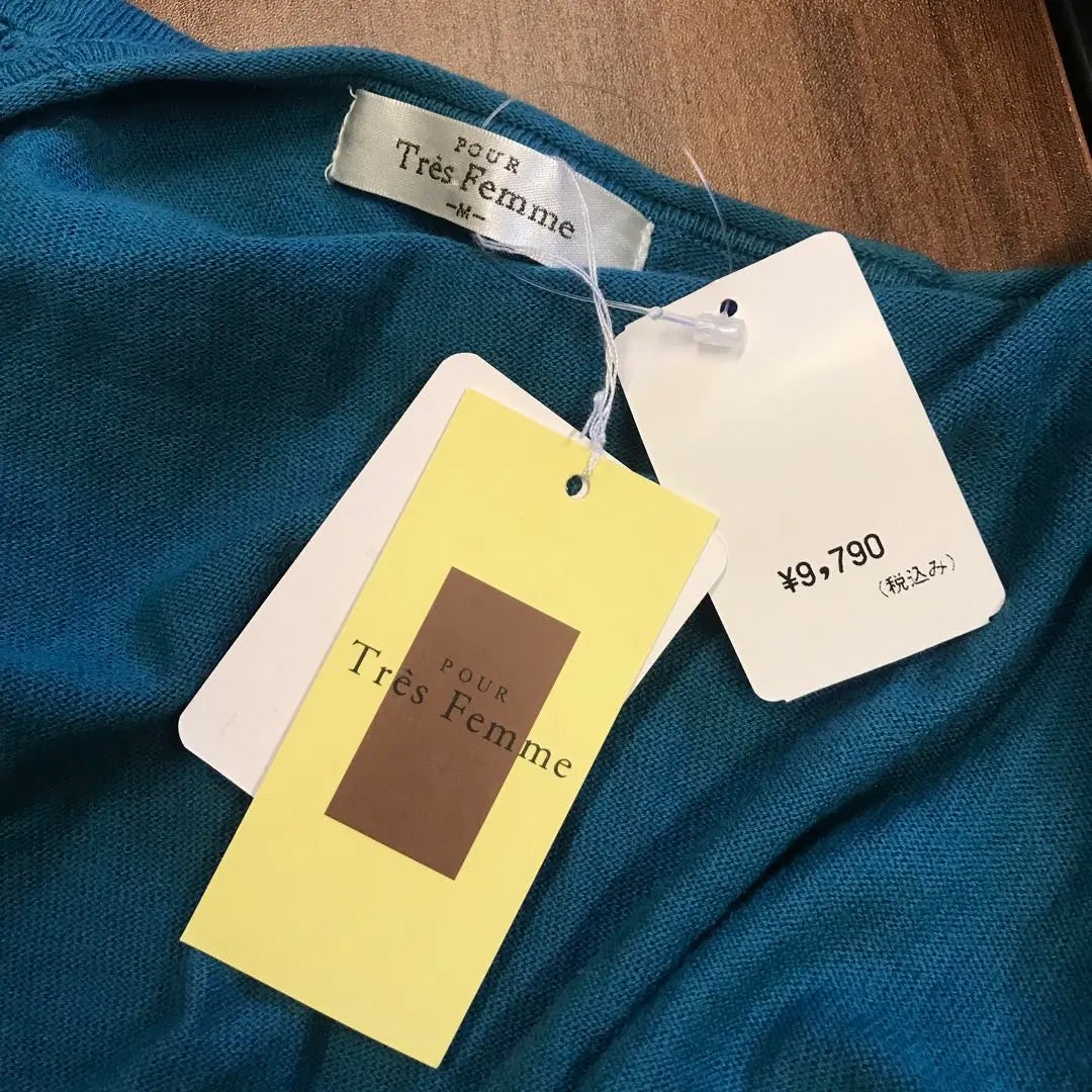 Unused tag included Pool Trape Fam Women's Size M Lucian