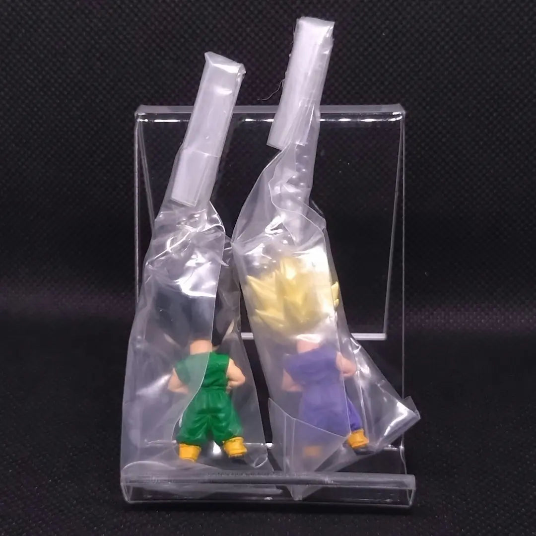 034 Dragon Ball UDM Keychain Son Gohan 2 Pieces Set