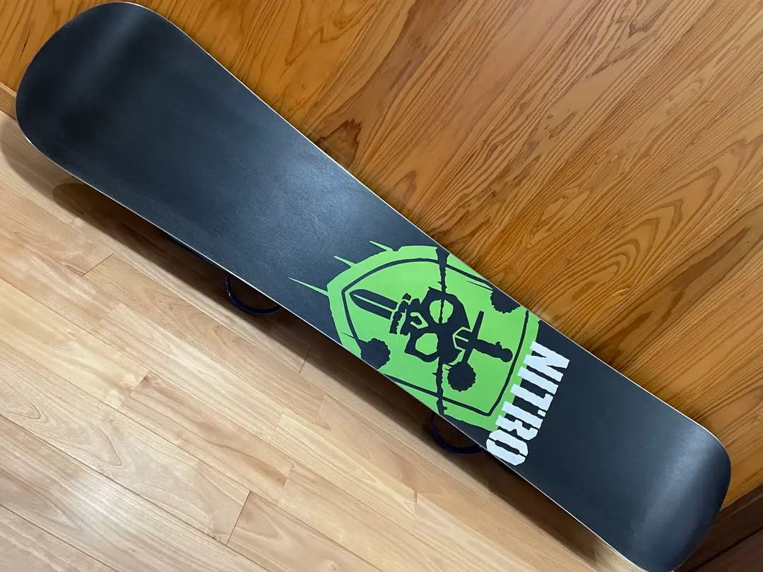 [Belleza] Snowboard Nitro de unos 155 cm | 【美品】NITRO スノーボード 約155cm