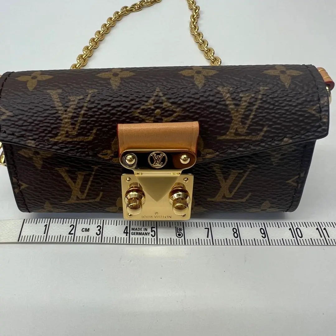 Price reduction [Good condition] Louis Vuitton Monogram Bitsy Pouch M00991 Pouch