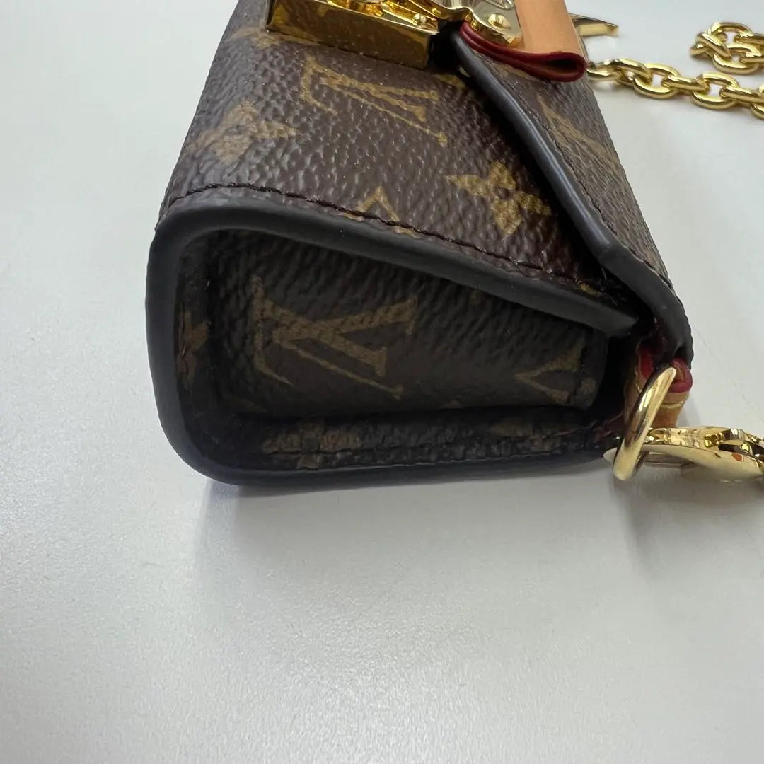 Price reduction [Good condition] Louis Vuitton Monogram Bitsy Pouch M00991 Pouch