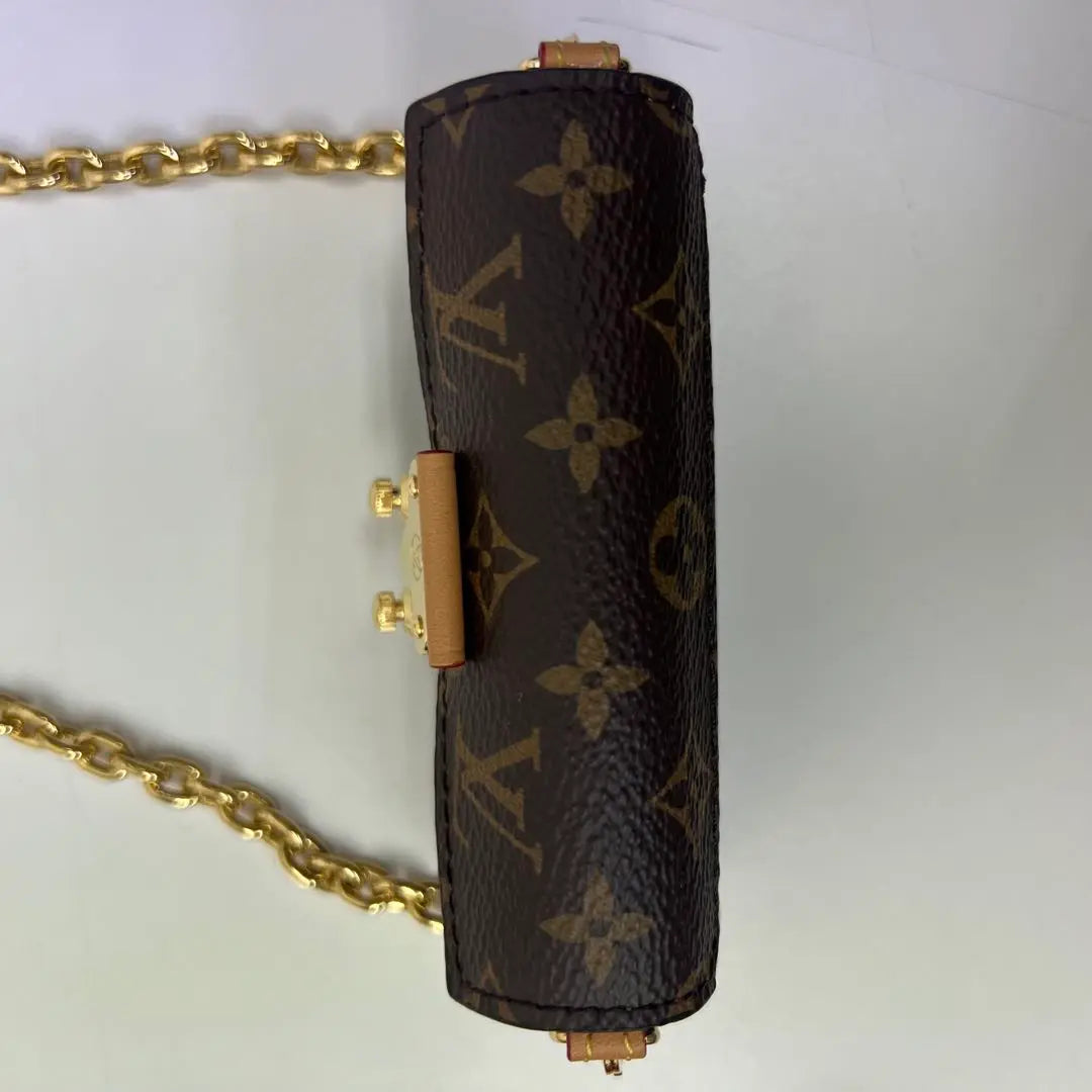 Price reduction [Good condition] Louis Vuitton Monogram Bitsy Pouch M00991 Pouch